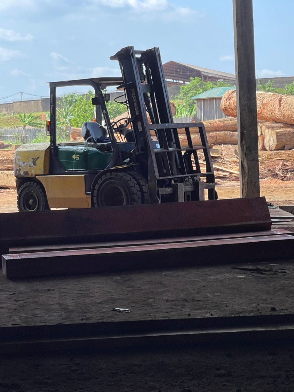 Planches bois sciées export